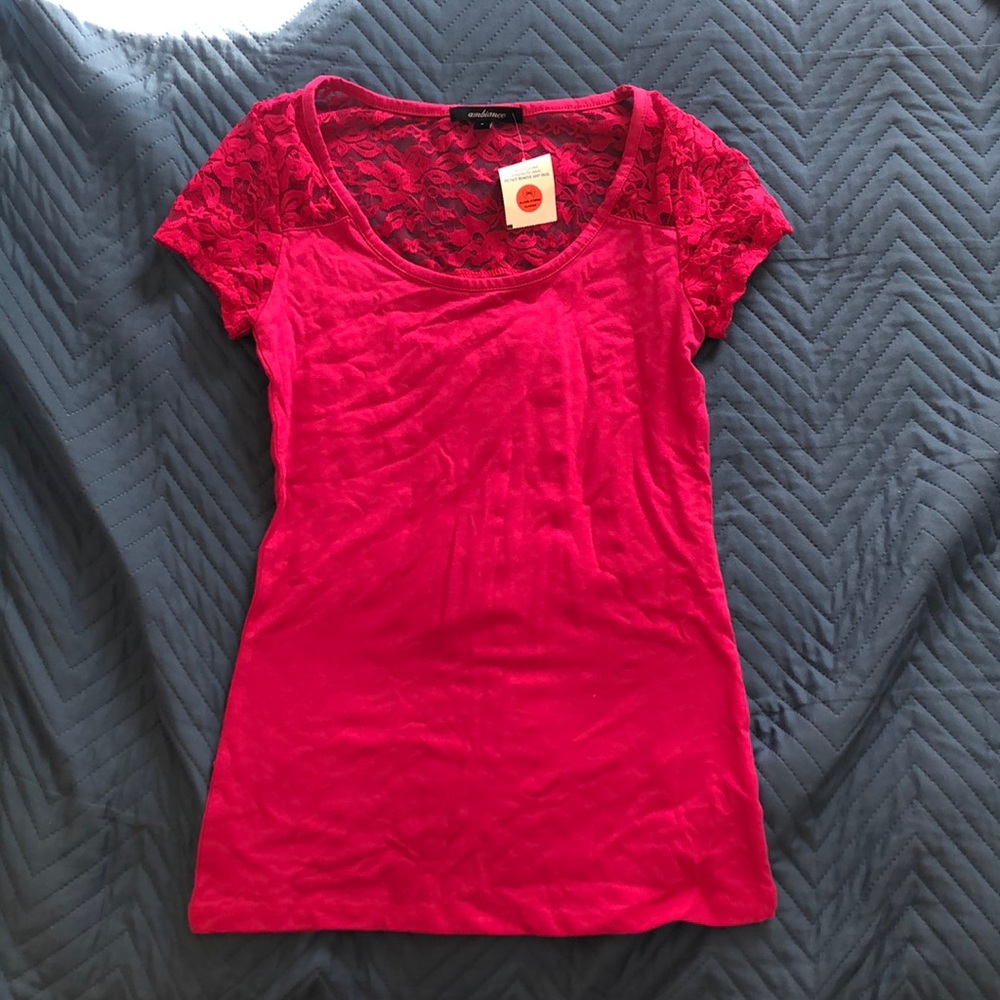 Ambiance tee